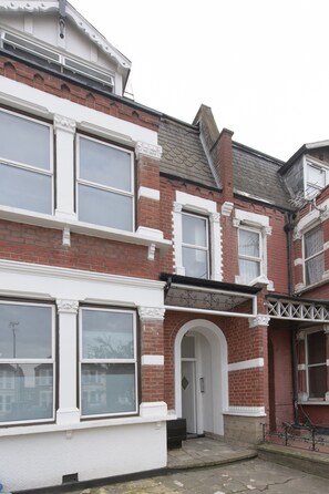 Exterior - Rentaly London - Green Lanes - Studio 2 (London)