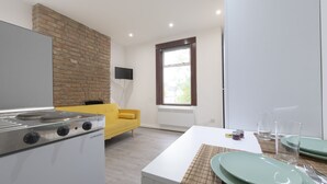 Basic Studio Suite | In-room dining - Rentaly London - Green Lanes - Studio 2 (London)
