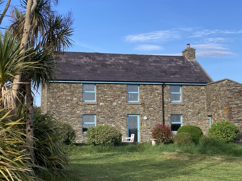 Artist house with fantastic sea views