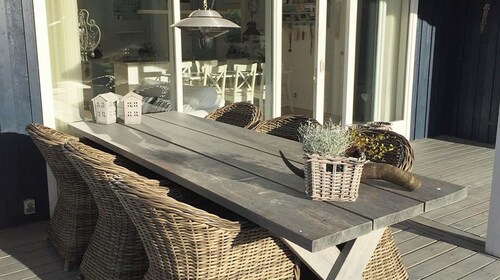 Schönes Ferienhaus auf weitläufigen Grundstück mit guter Ausstattung