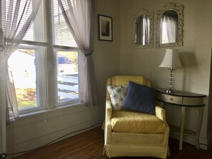 룸 | 거실 공간 | TV