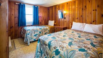Cottage 9, 2 Bedrooms, Non Smoking (Swordfish - Ocean Front) | Individually decorated, individually furnished, laptop workspace