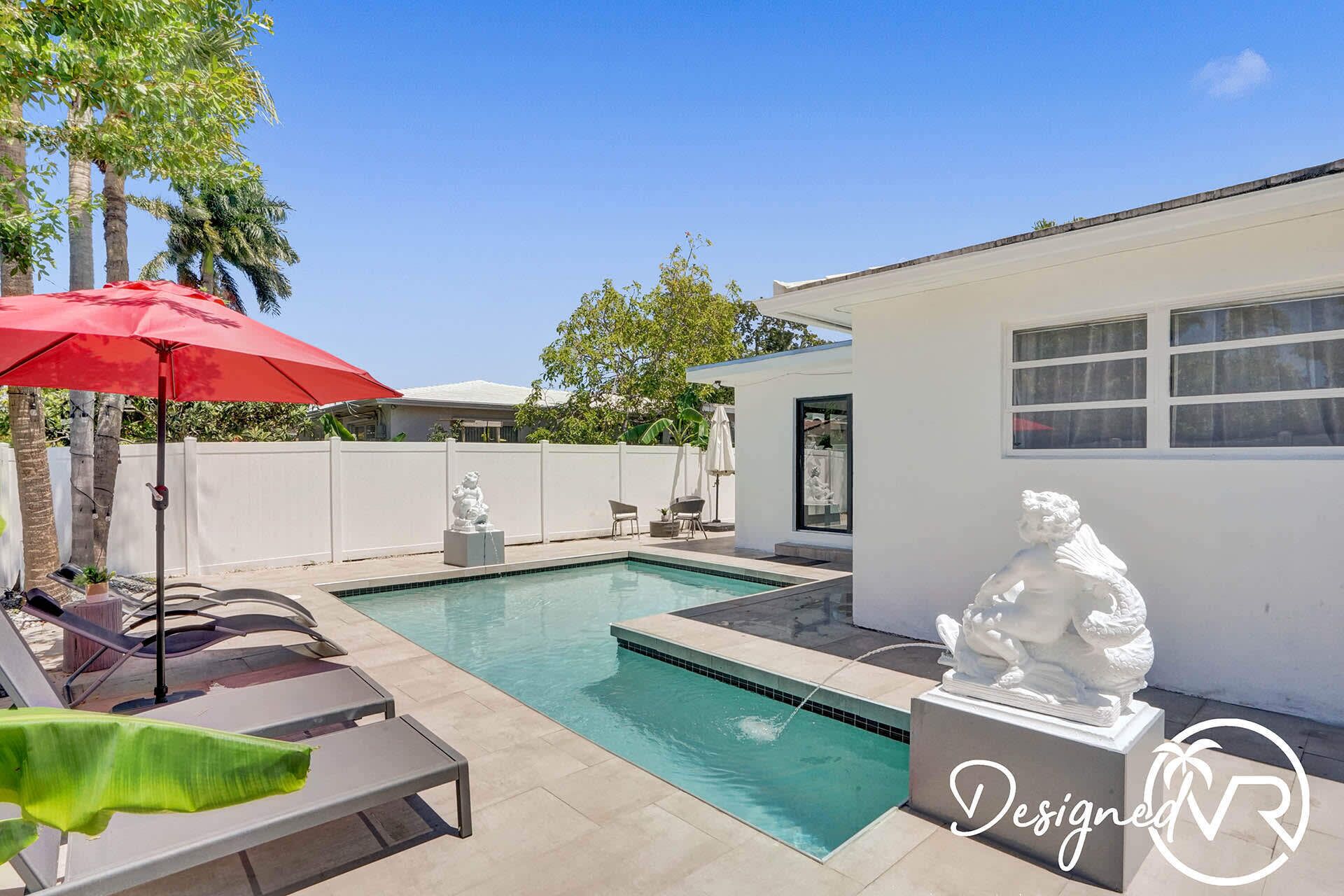 Tranquil Bliss Near the Beach Modern 4BR Retreat ~