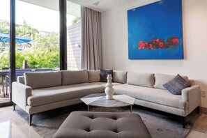 TV, Netflix, streaming services, offices