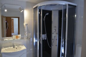 Bathroom shower - Alimar (Predeal)