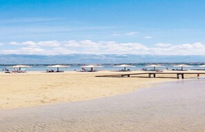 ビーチ、ビーチタオル