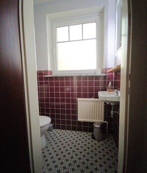 Douche, serviettes fournies