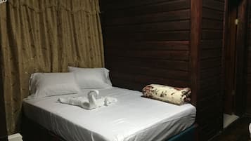 Phòng đôi hoặc 2 giường đơn cơ bản | Màn/rèm cản sáng, bàn ủi/dụng cụ ủi quần áo