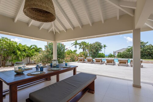 Villa Palm Crest - Tropical villa 10 minutes walk from Jan Thiel Beach 