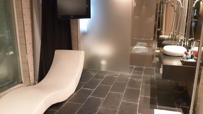 Danyang Riverside Hotel