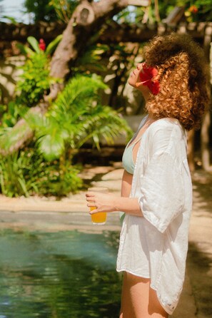 Outdoor pool, open 9:00 AM to 9:00 PM, pool loungers - CasaLô Hotel (Jijoca de Jericoacoara)