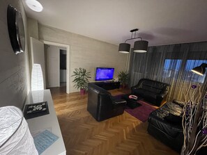 TV