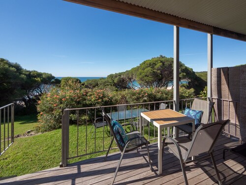 Beachside Units. Unit 2. 2 Bedroom