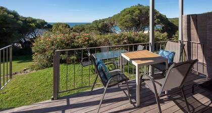 Beachside Units. Unit 2. 2 Bedroom