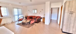 Exclusive Apartment (A2) | Living area | Flat-screen TV - Villa Casa Mia (Privlaka)