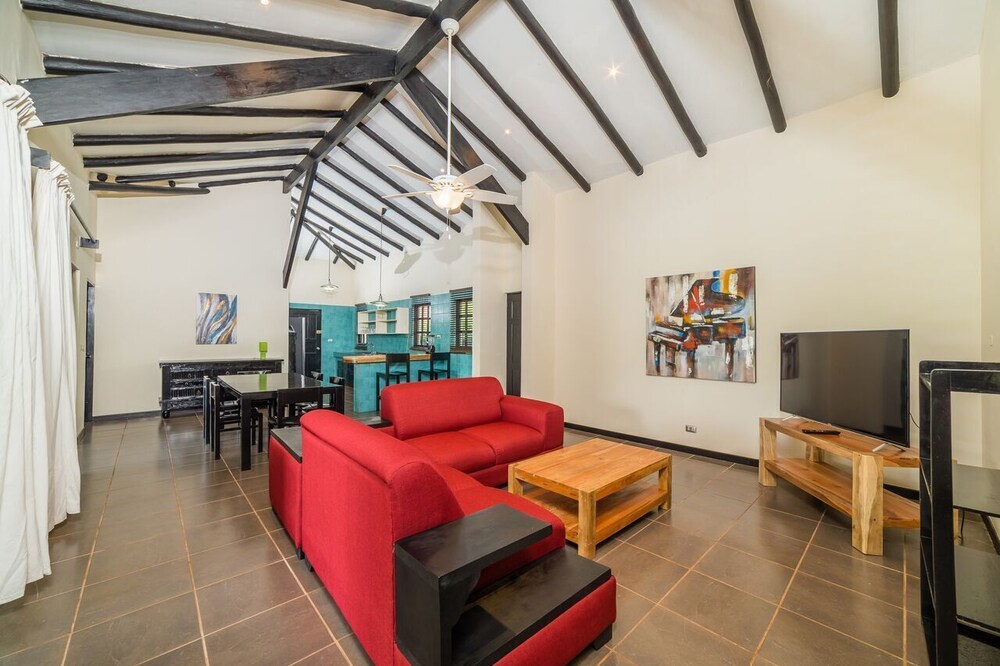 Casa Verde Tamarindo