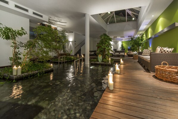 ห้องทรีทเมนท์สำหรับคู่รัก, ซาวน่า, ห้องอบไอน้ำ, ทรีทเมนท์ดูแลผิว