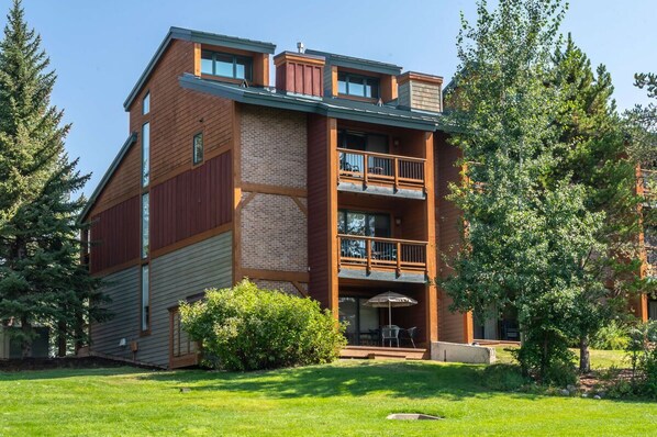 Exterior - Moraine Circle 30 | Pool & Hot Tub | Close to Slopes | Private Sauna (Steamboat Springs)