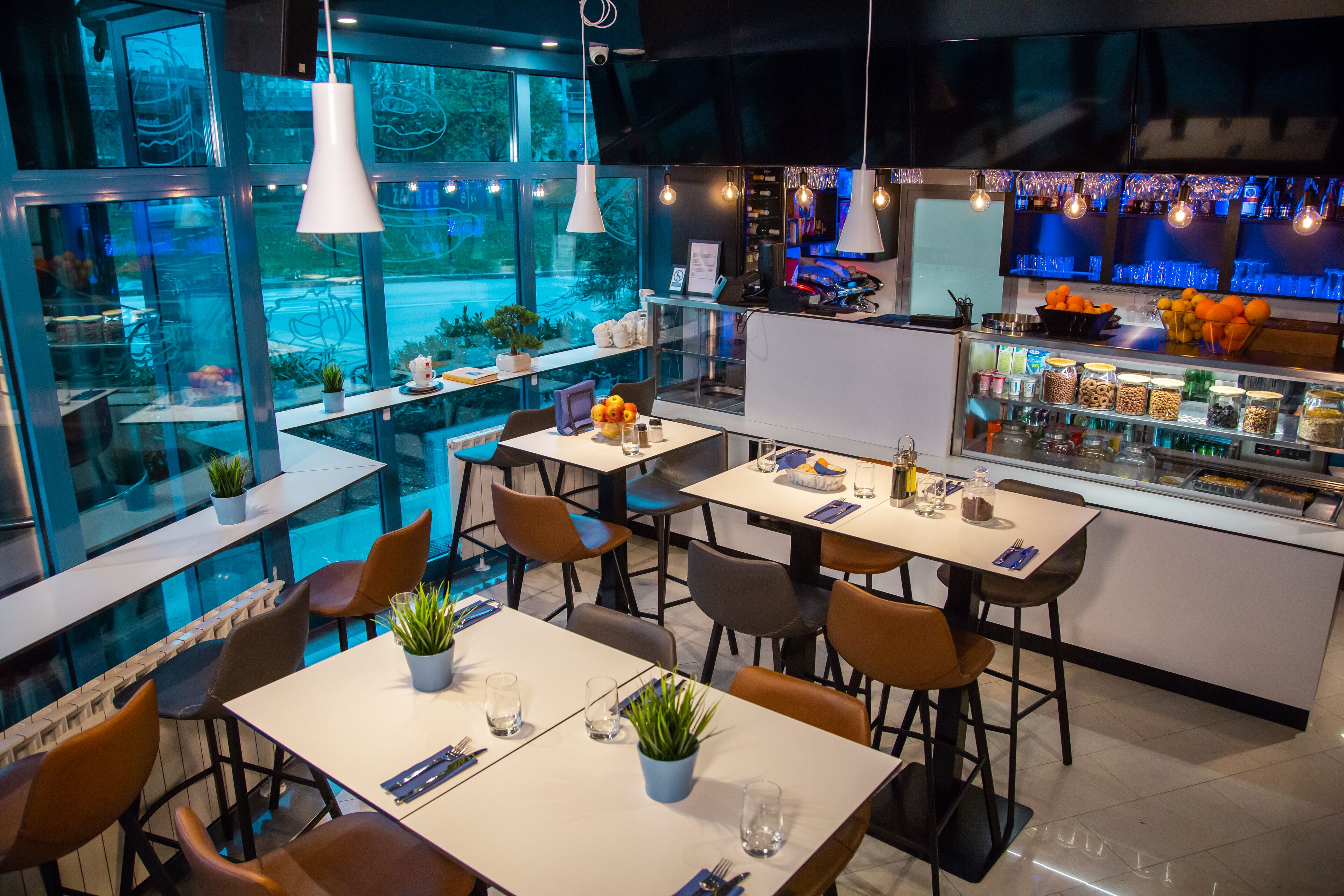 Daily buffet breakfast (EUR 15 per person)