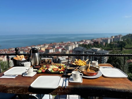 防过敏的被褥、迷你吧、免费 WiFi、床单