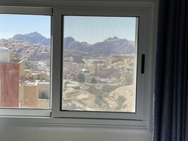 Deluxe Twin Room | Pillowtop beds, minibar, in-room safe, desk