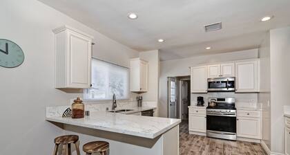 4bd / 2bth private parking, 8 min to Gaslamp, Zoo