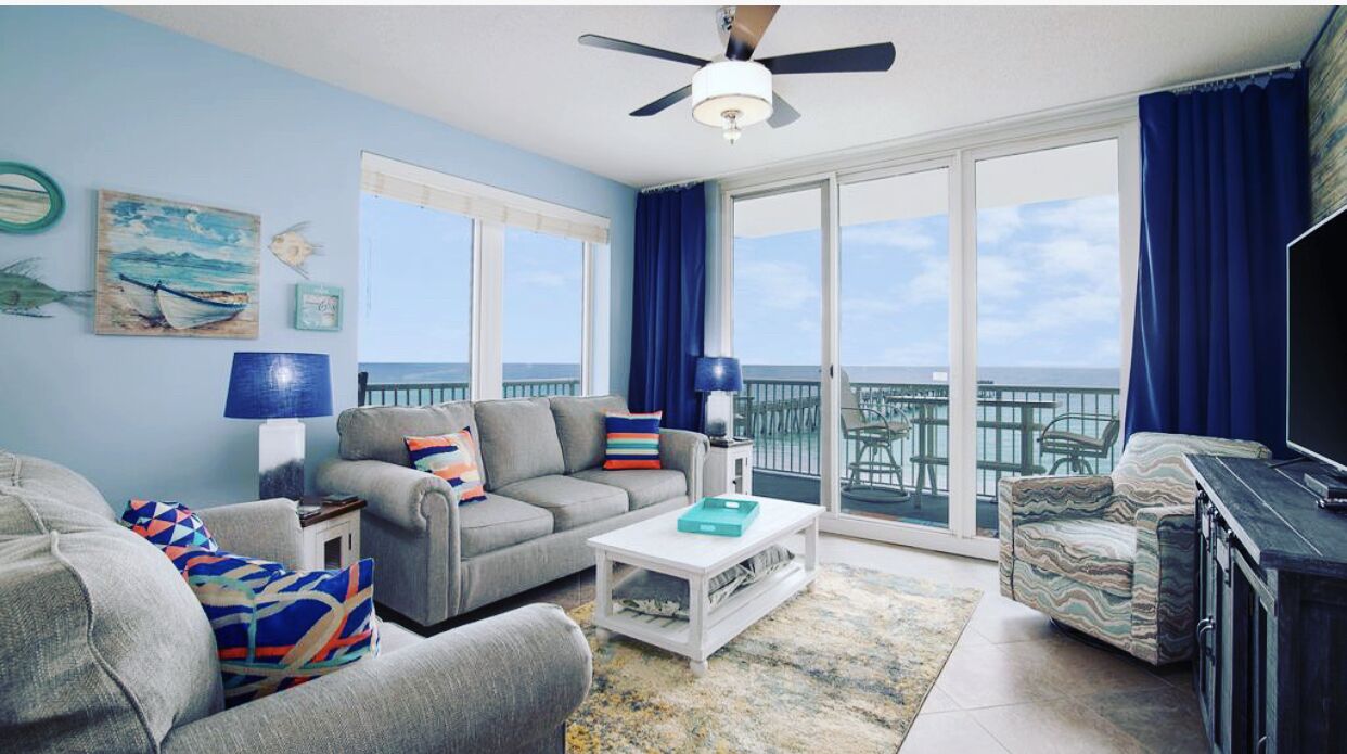 Great November and December rates  
BEST "Vacay" EVER
Beach Front- Navarre 

