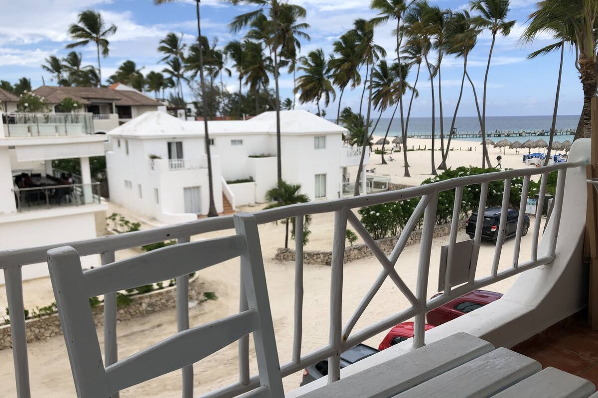 Executive Apartment, 2 Bedrooms, Garden View, Garden Area | Beach/ocean view