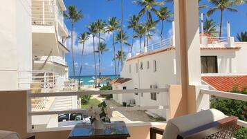 Suíte luxo, 2 quartos, vista para o oceano, de frente para a praia | Vista para praia/oceano