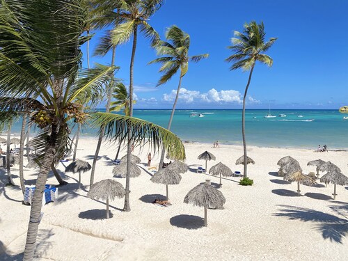 TrueCost Resort Villas Paradise