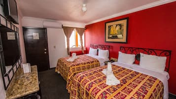 Ropa de cama de alta calidad y camas con pillow-top