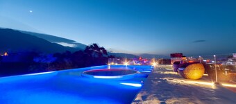 Crystal Taro Inn Dali