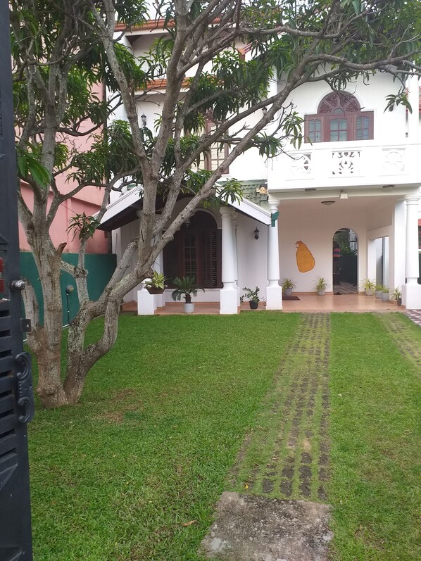 Front of property - Villa de Negombo (Negombo)