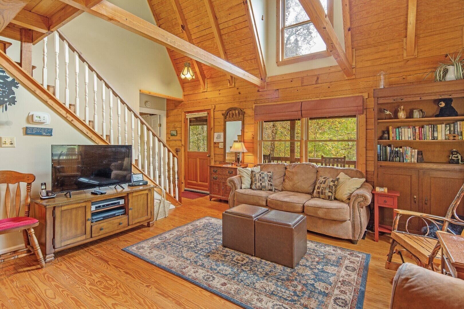 Lucky Enough-Dog Friendly 3bd/2ba resort access- Mr Lake Lure Vacation Rentals -