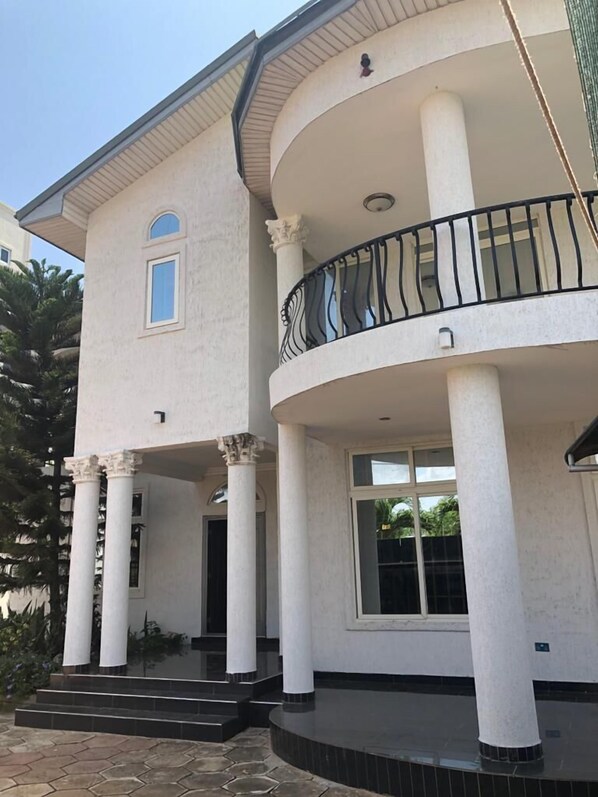 Exterior - ASK Apartments (Accra)