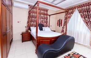 Executive Apartment, 1 Bedroom, Non Smoking, Kitchen | Premium bedding, pillowtop beds, in-room safe, desk - ASK Apartments (Accra)