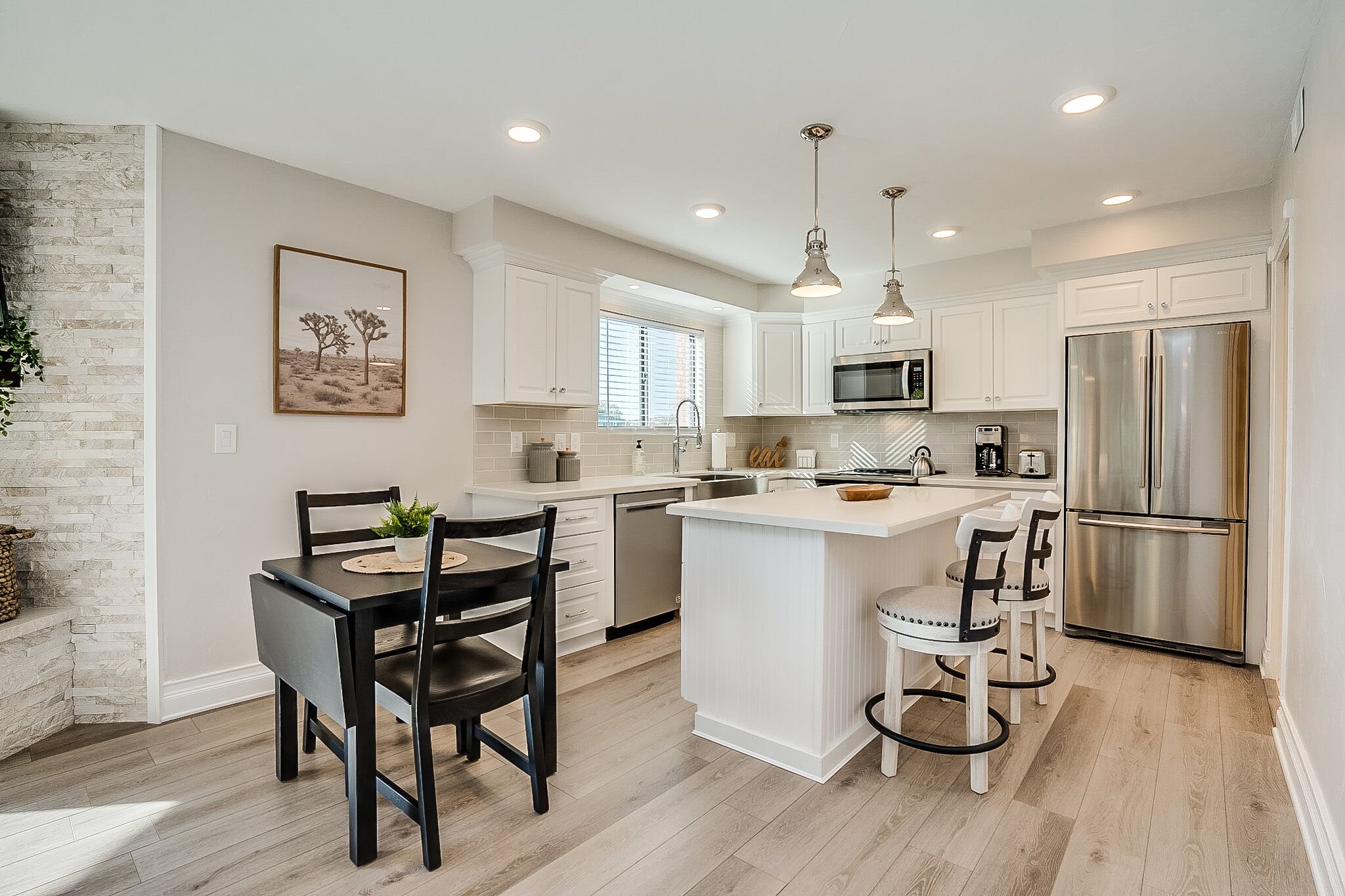 NEW Completely Renovated Sabino Canyon Condo