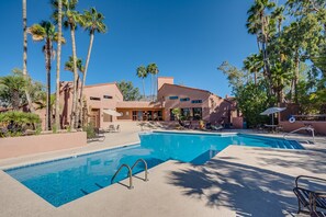 Outdoor pool, a heated pool