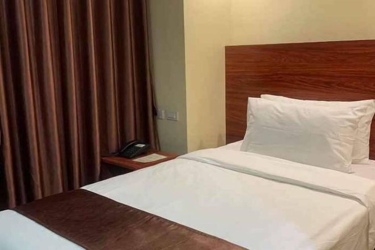 In-room safe, desk, laptop workspace, blackout drapes