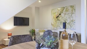 Attic Loft | In-room dining - B26 Apartments (Willich)