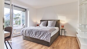Garden Suite | WiFi (free), bed sheets - B26 Apartments (Willich)