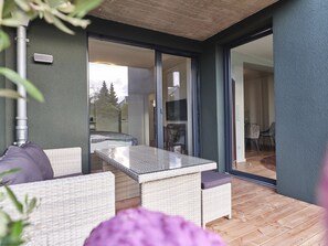 Svit (Garden) | Terrass/Patio