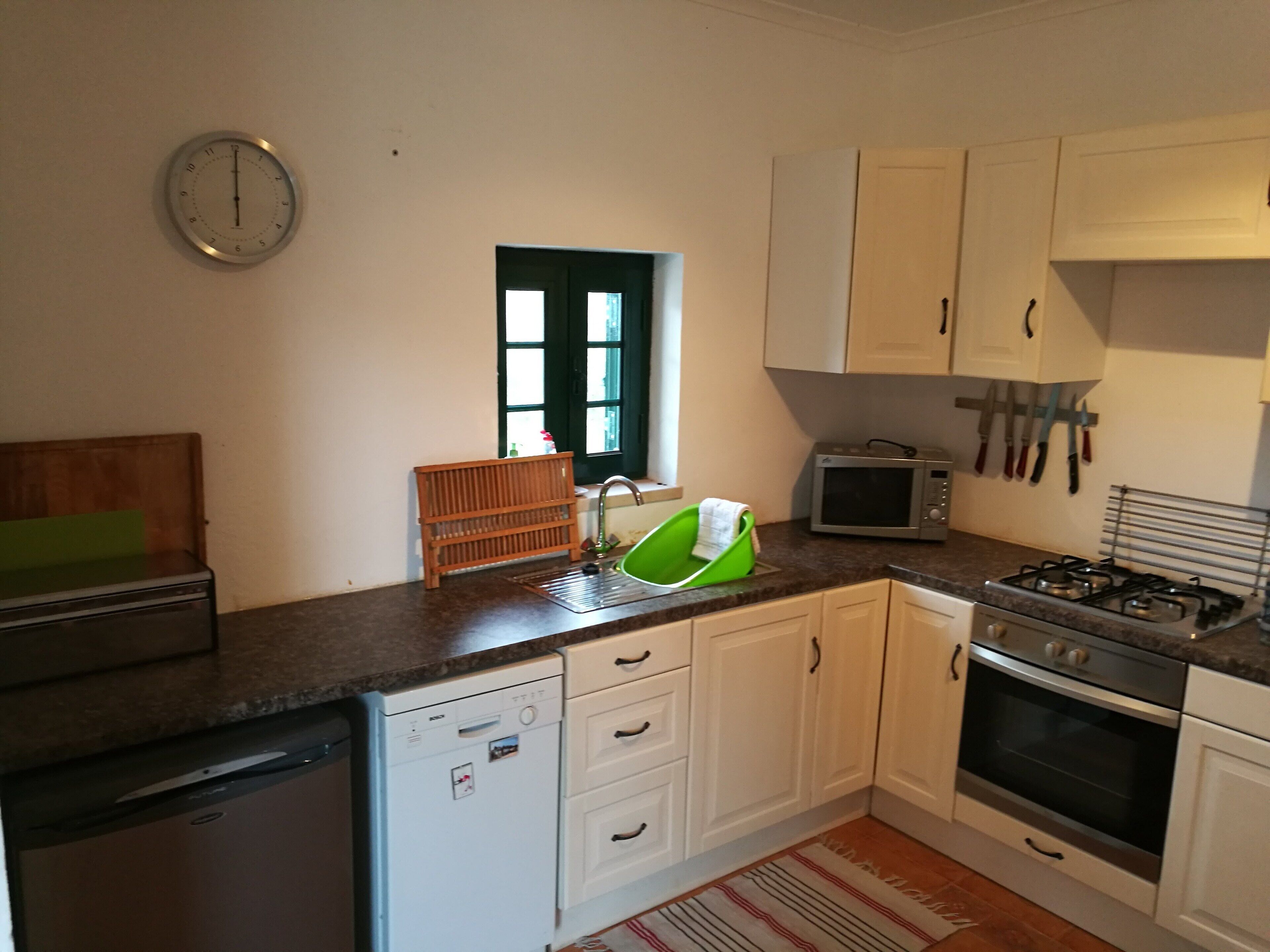 Beautifully appointed self-contained Annex.