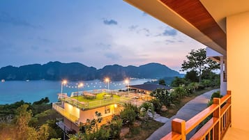 Deluxe Ocean Room, Panorama View | Vista desde la habitación