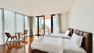 Superior Room, Sea View | 高級寢具、迷你吧、客房內保險箱、免費無線上網