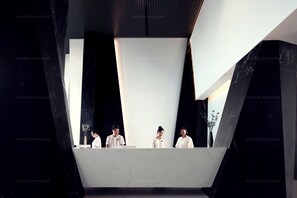 Reception - M Hotel Phu Quoc (Phu Quoc)