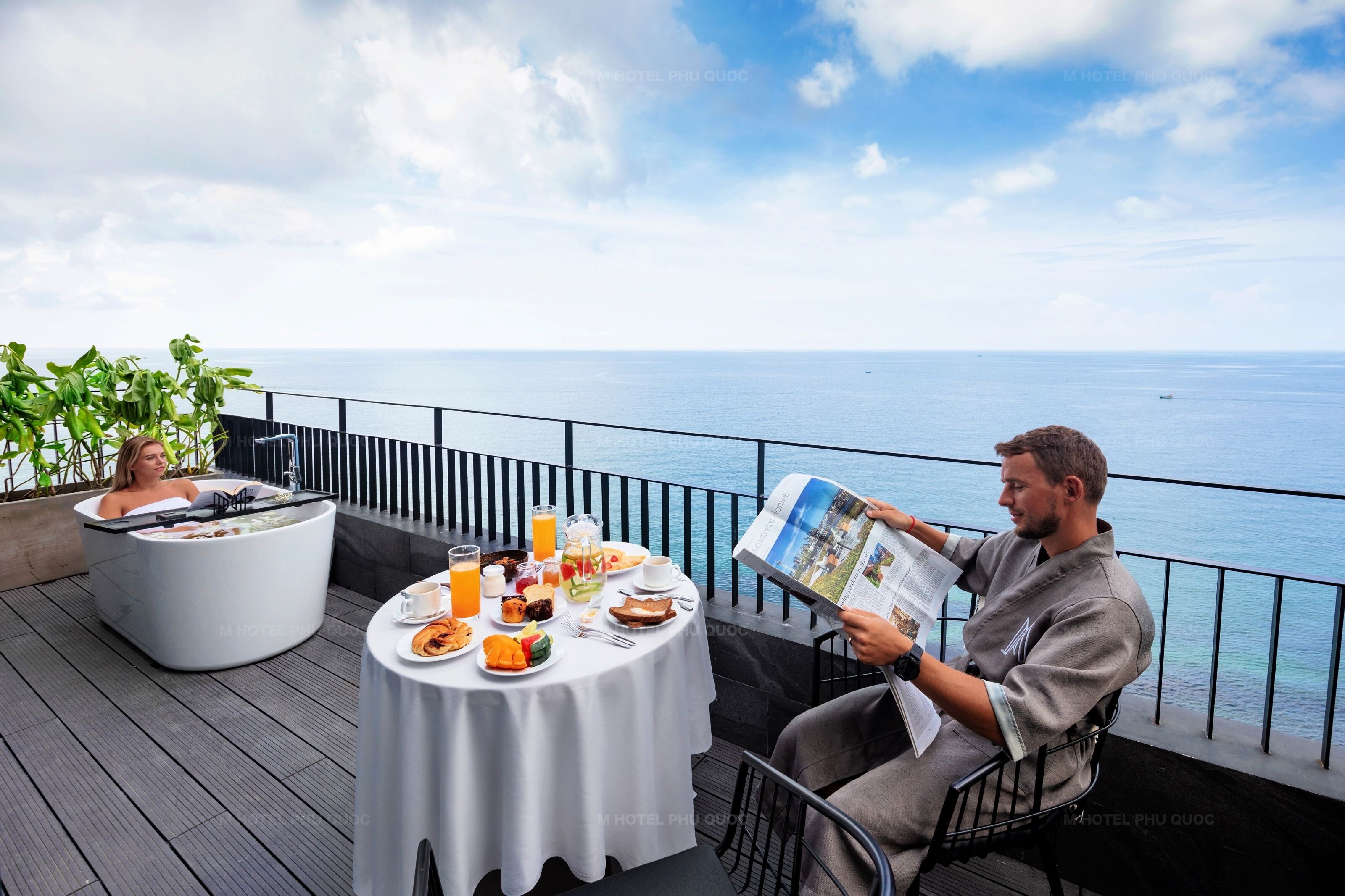Rooftop Ocean View Suite | Terrace/patio