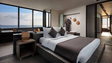Rooftop Partial Seaview Suite | Premium bedding, pillow-top beds, minibar, in-room safe