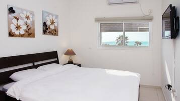 Superior Apartment | Free WiFi, bed sheets
