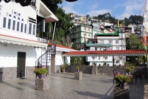 Terrace/patio - The Namdul Boutique (Gangtok)